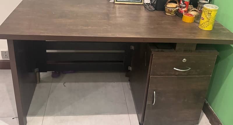 Office Table For Sale 0