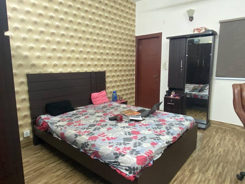 Luxury Family Guest House Karachi 4