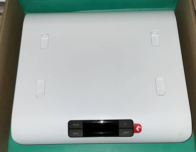 Digital Pet Scale Accurately Weigh Your Kitten,Rabbit,or Puppy etc 0