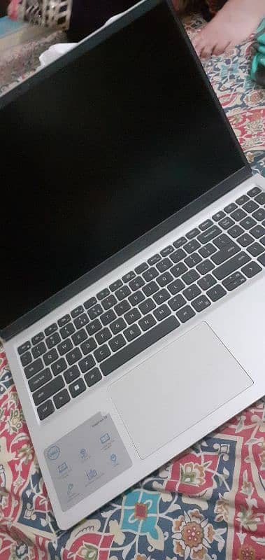 inspiron 15 3520 12th gen intel(R) core(TM)i5-1235U 1.30 GHz 5