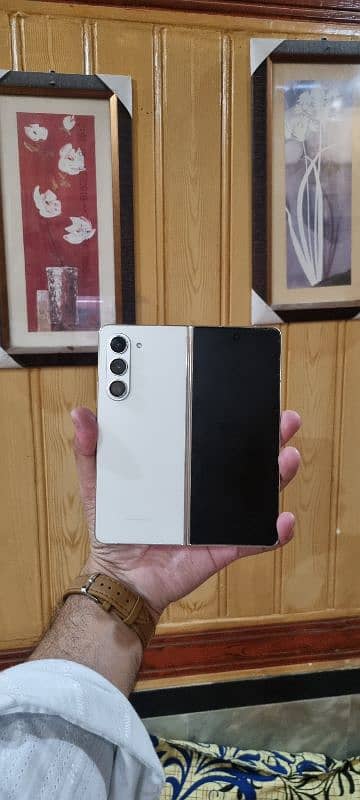 Samsung galaxy fold 5 non pta 512gb e sim working little line 2