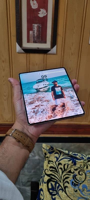 Samsung galaxy fold 5 non pta 512gb e sim working little line 6