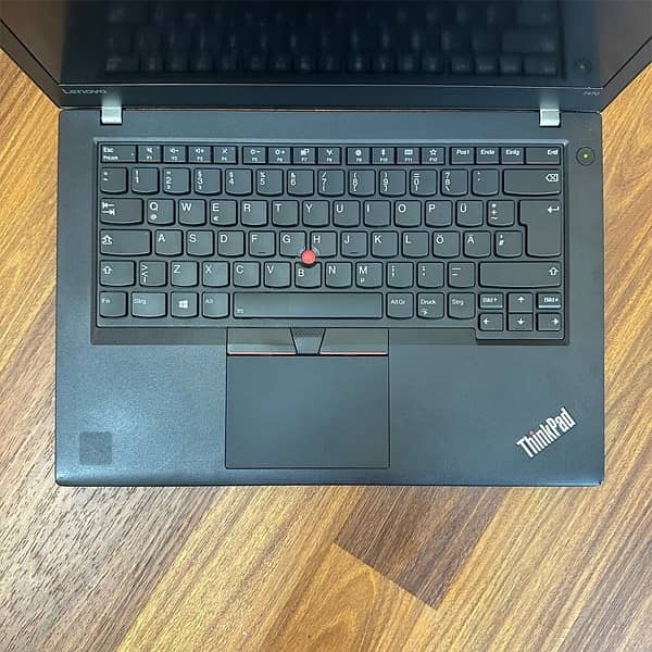Lenovo Thinkpad T470 | 256GB SSD | 16GB RAM | Core i7 - 7th Generation 4