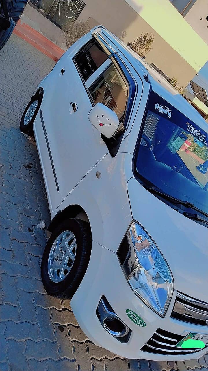 Suzuki Wagon R 2018 4