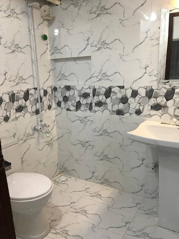 three bed dd leased noamn heaven apartment for sale in johar 3