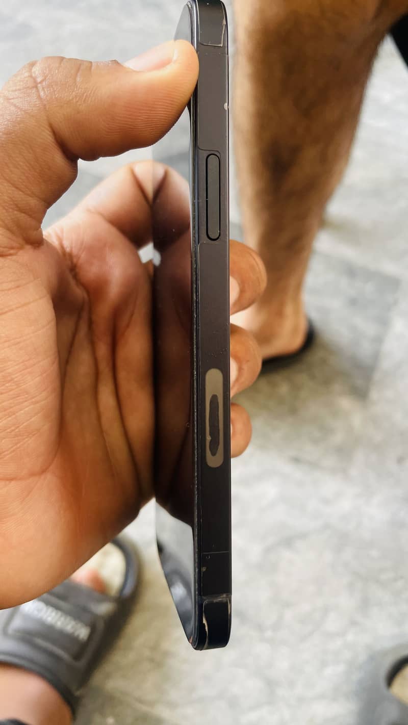 iPhone 12 2