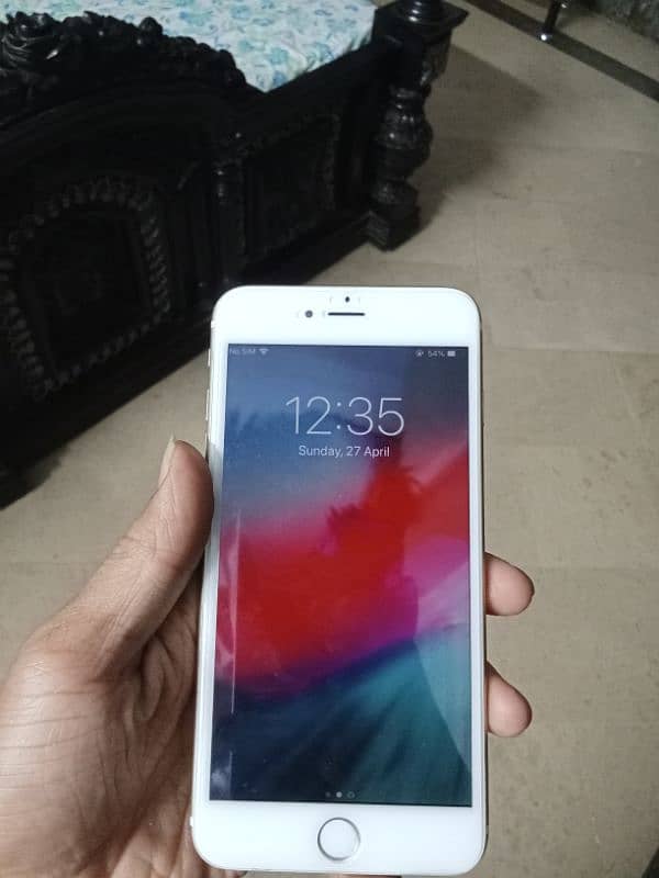 iphone 6puls Urgent sale 1