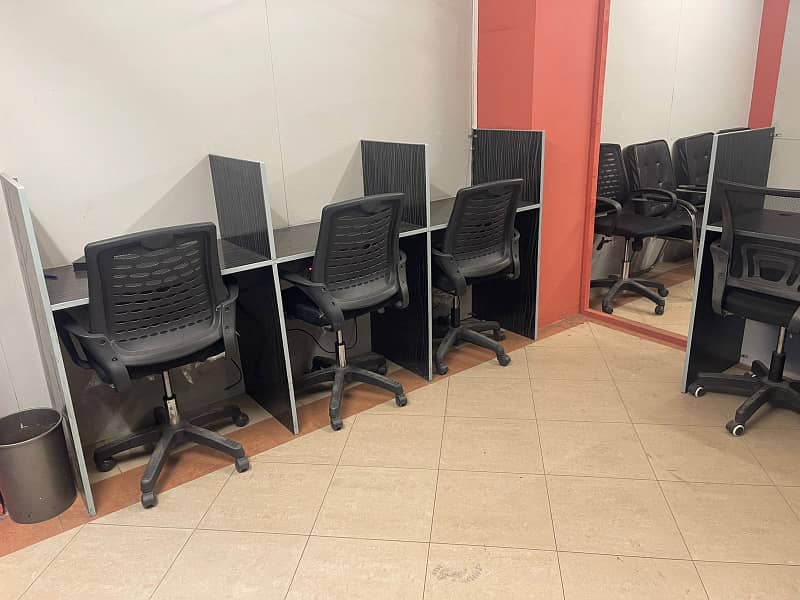 Vip fully furnished office for rent with services 2