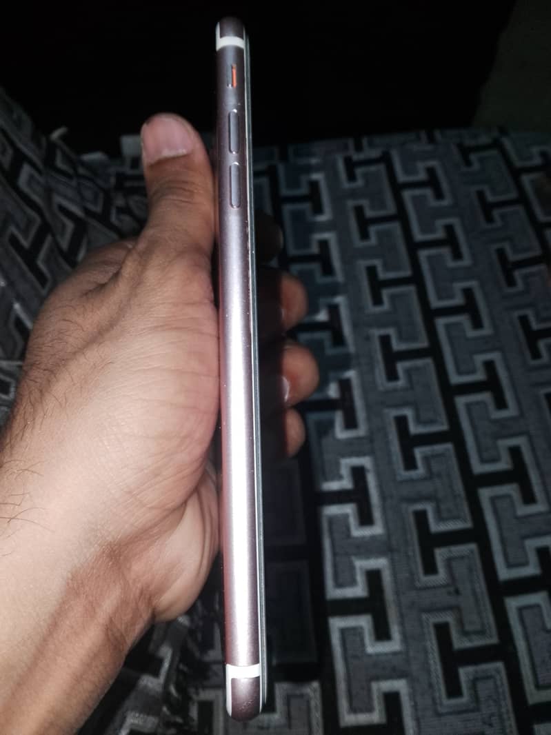 iPhone 7 Plus 128GB PTA Approved 2