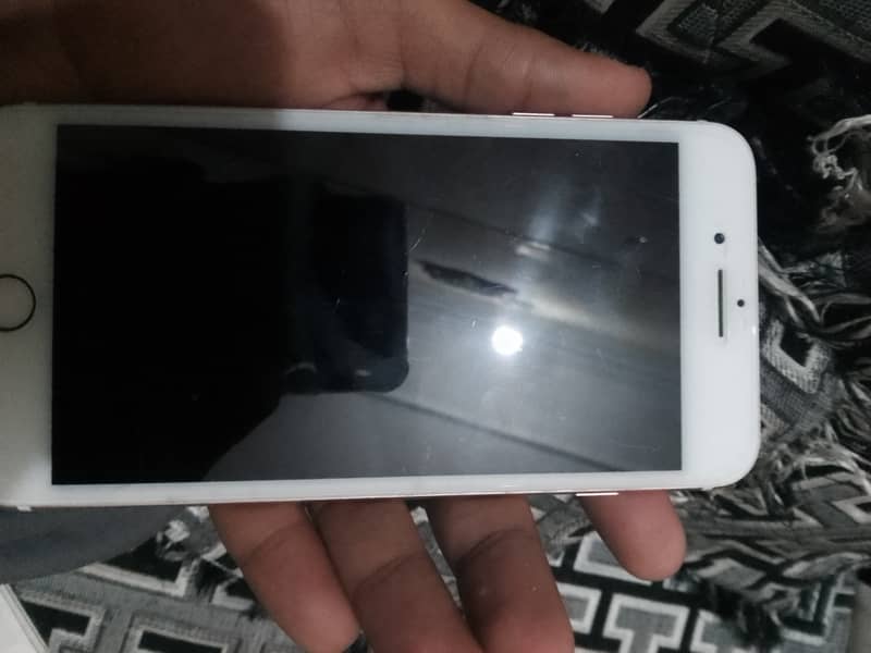 iPhone 7 Plus 128GB PTA Approved 4