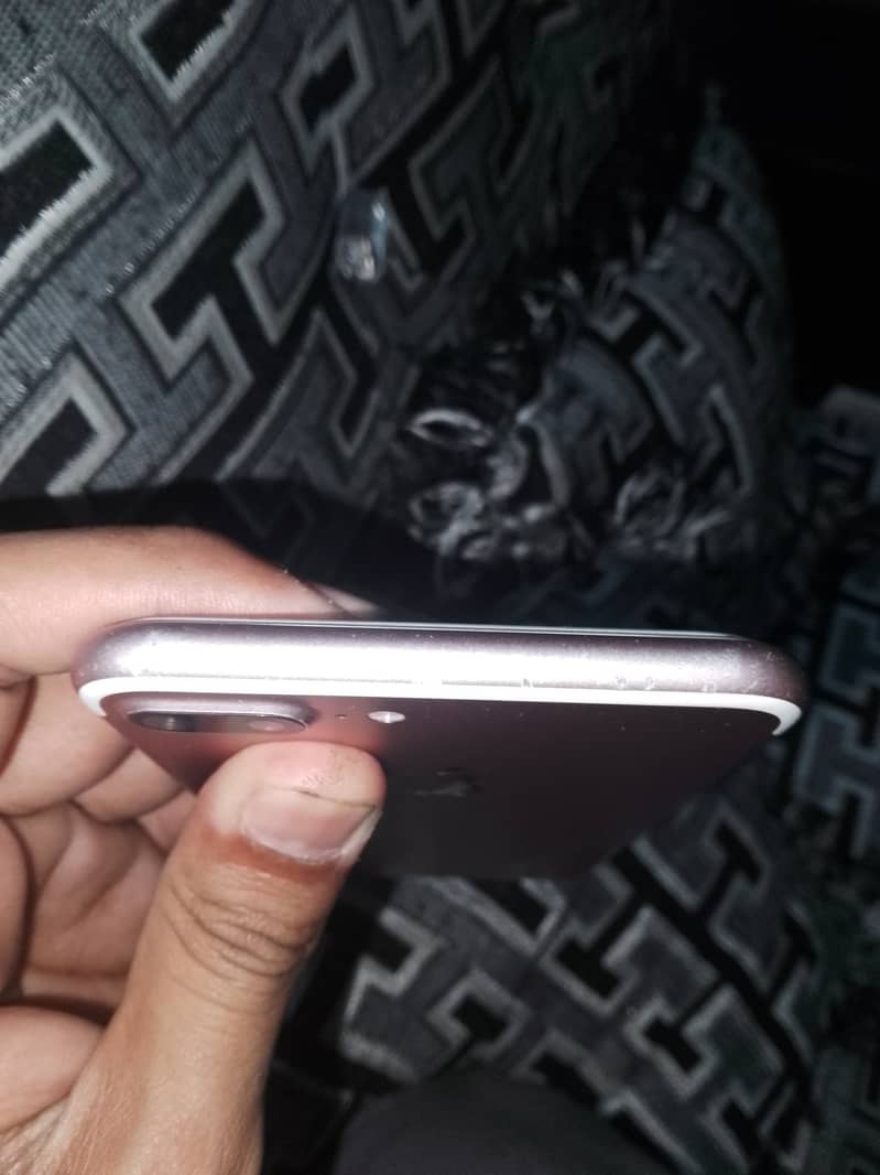 iPhone 7 Plus 128GB PTA Approved 5