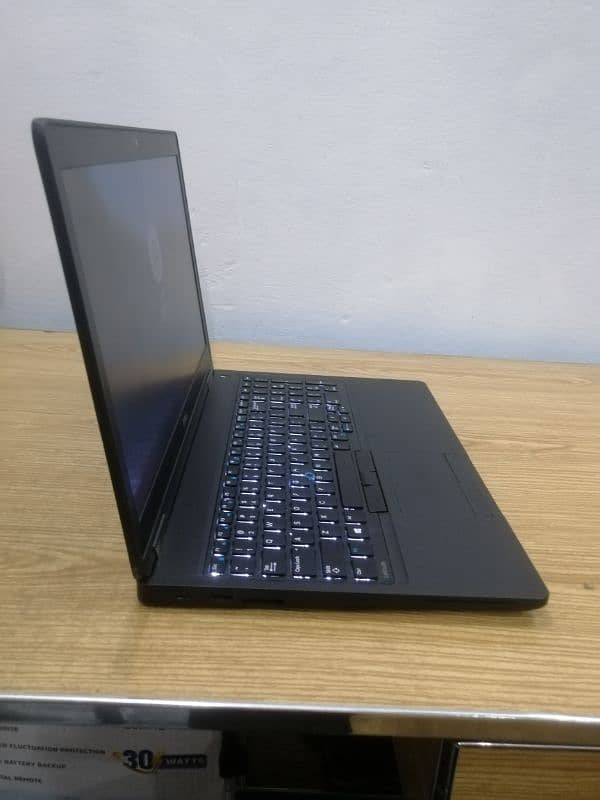 Dell Lattitude 5580 Core i5 6th generation/Gaming Laptop/2gb Nvidia 2