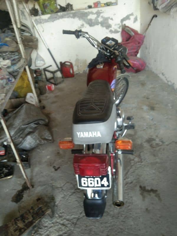 Yamaha 100 7