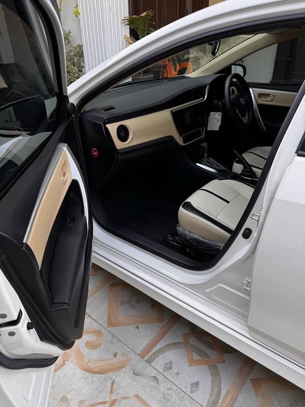 Toyota Corolla Altis X 1.6 special edition 10