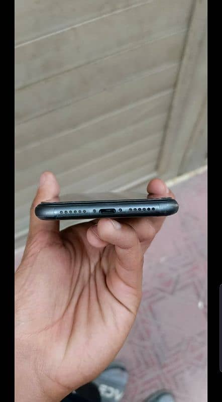 iPhone 11 non pta 1