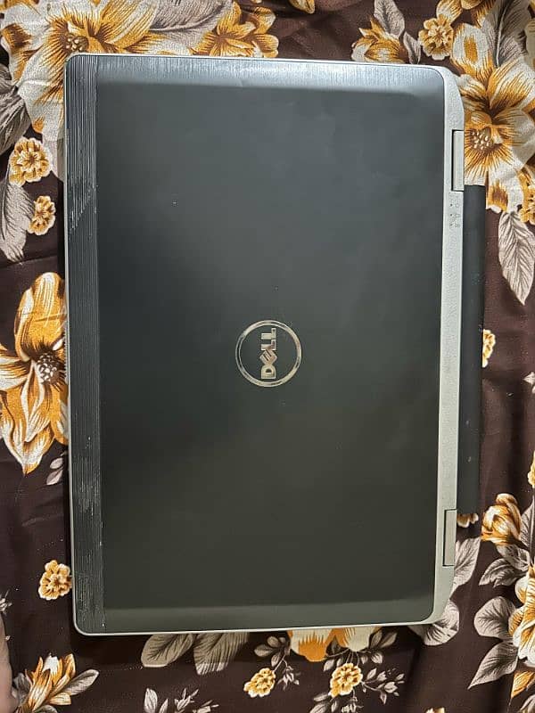 latitude E6430 0