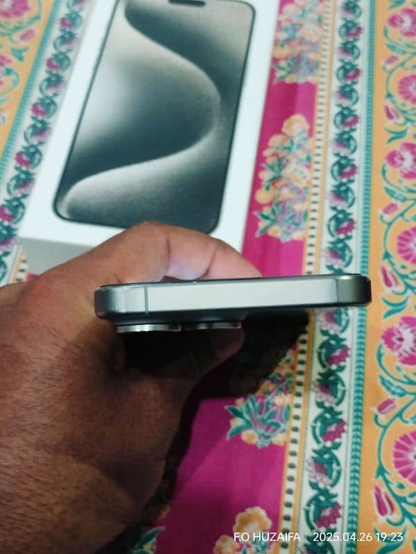 Iphone 15 pro max 5