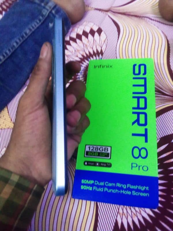 Infinix smart 8 pro 4+4+8128 gb complete box 6