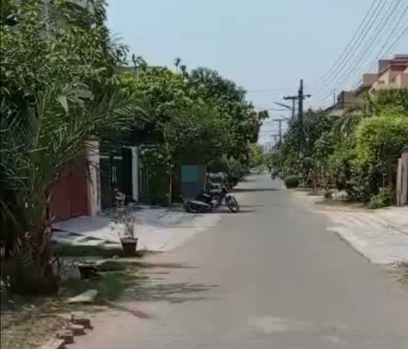 Spacious House Is Available In Wapda Town For sale 22
