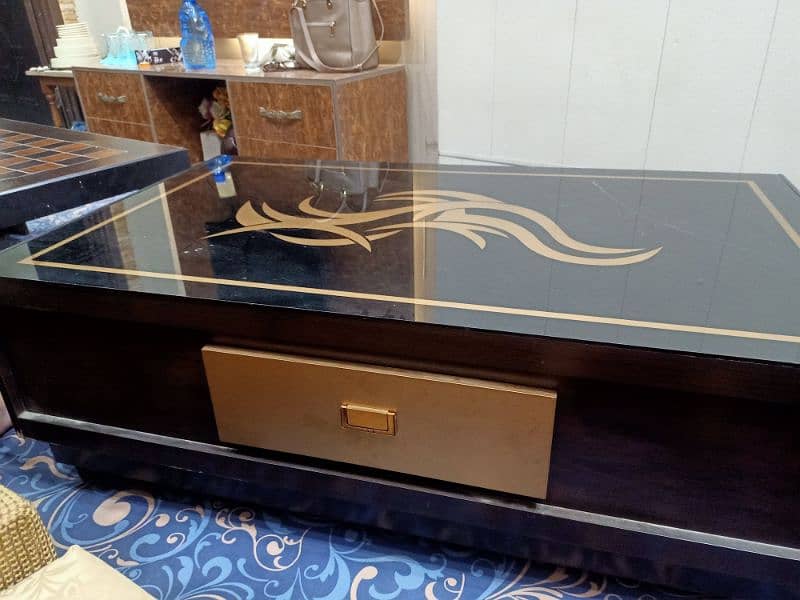 Wooden heavy center table 2