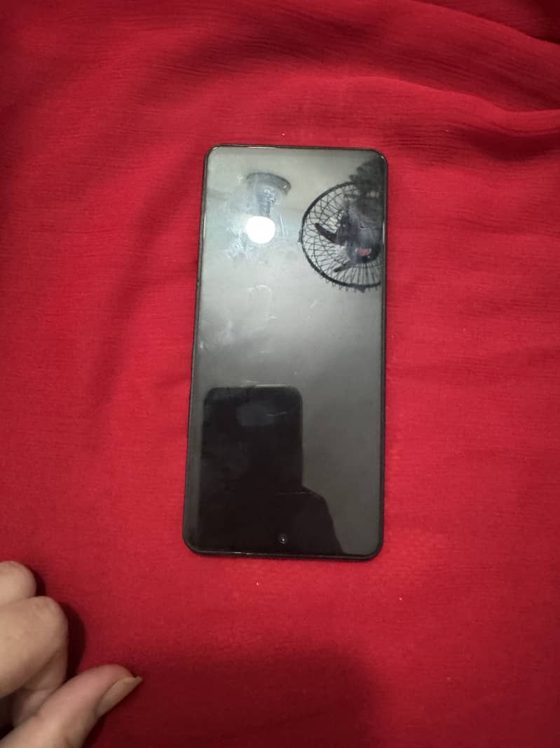 Vivo V27e 3