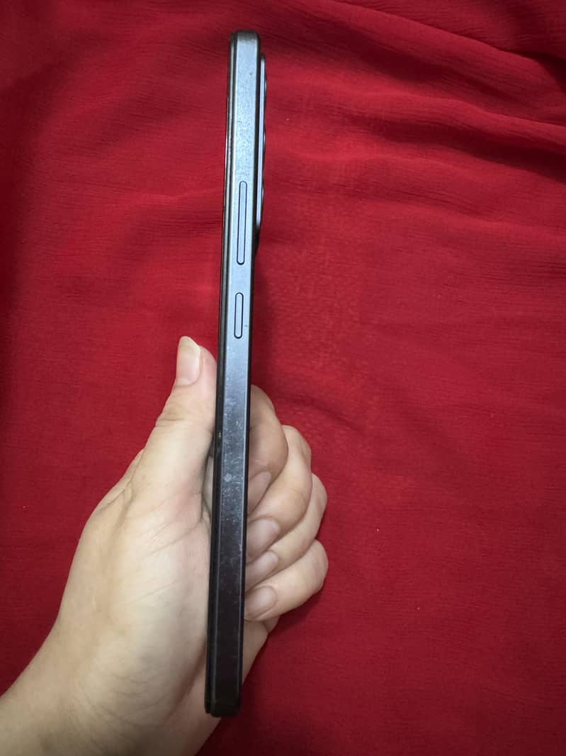 Vivo V27e 5
