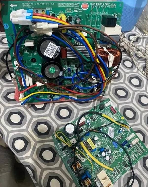 gree inverter Card 3