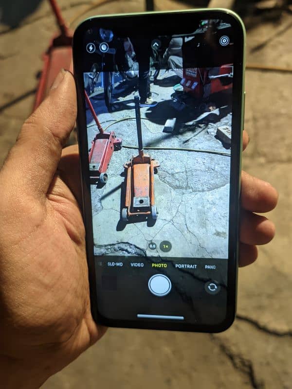 iPhone 11 64gb non PTA FU 3
