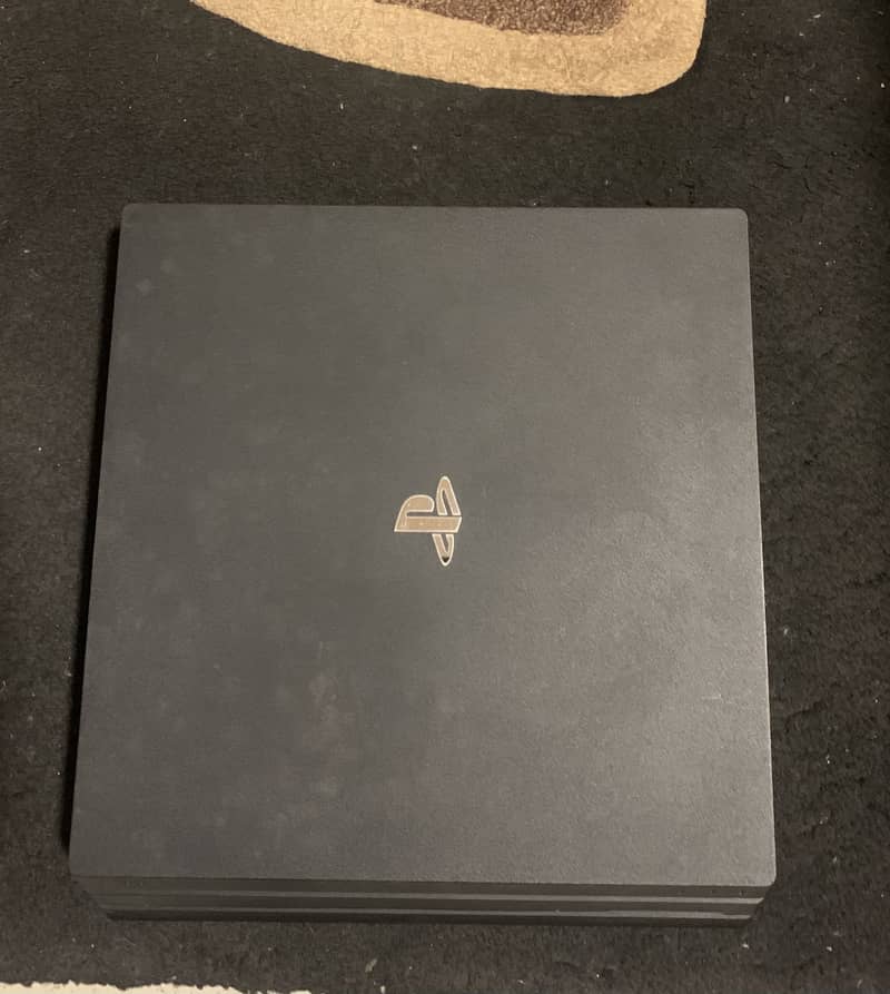 PS4 PRO 1
