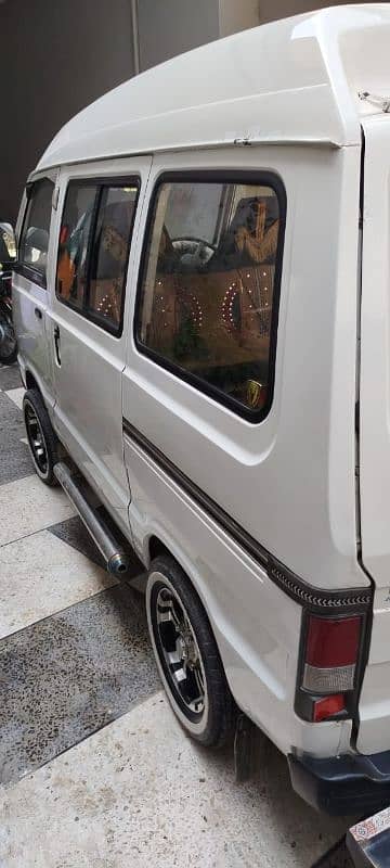 Suzuki Bolan 2014 3