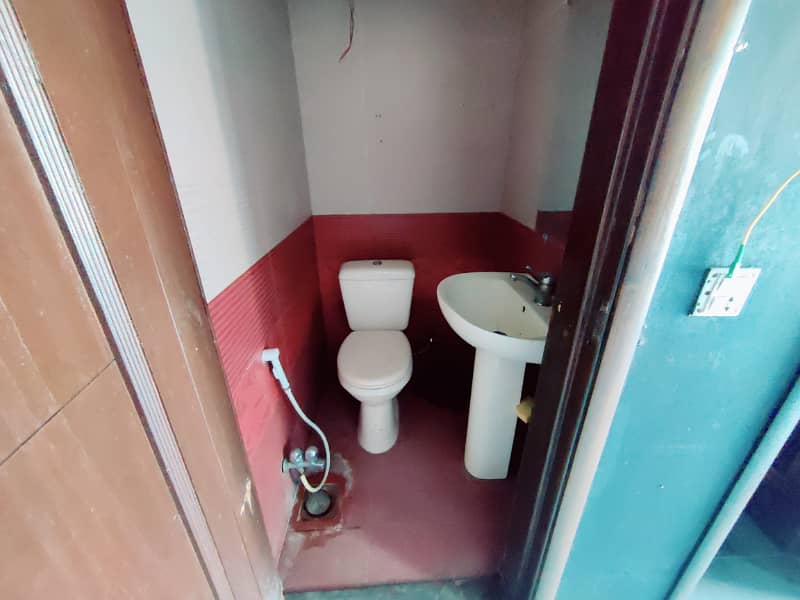 4 Marla Ground+Mezzanine For Rent In DHA Phase 1,Block K,Pakistan,Punjab,Lahore 10