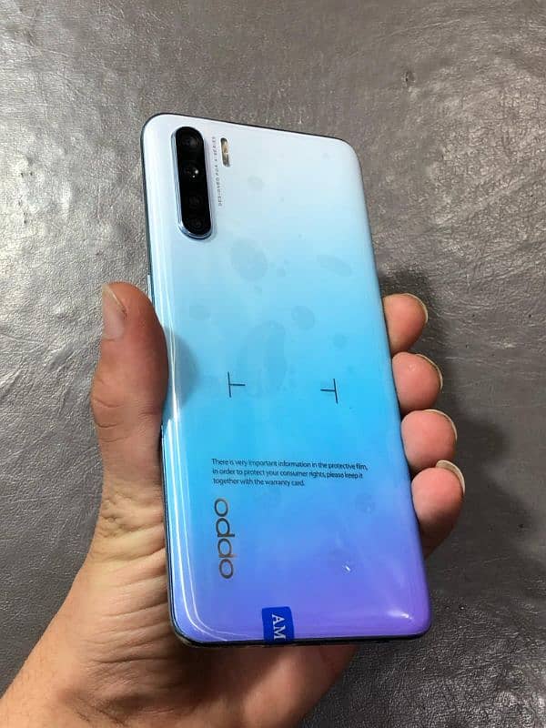 OPPO F15 0