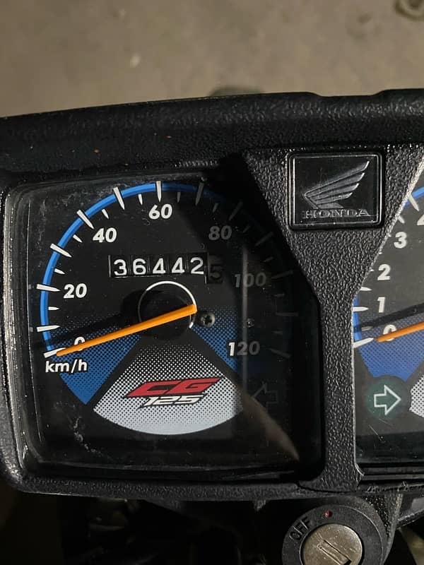 Honda CG 125 2023 6