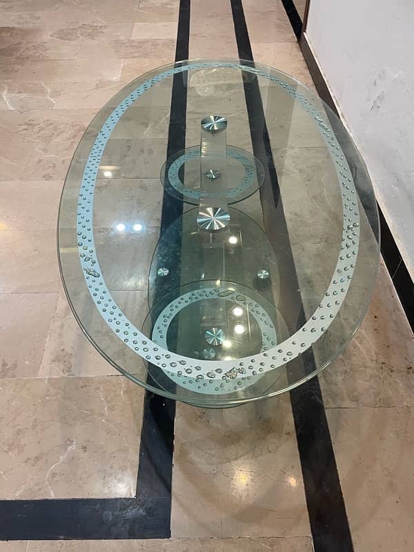 centre table for sale in good condition 5