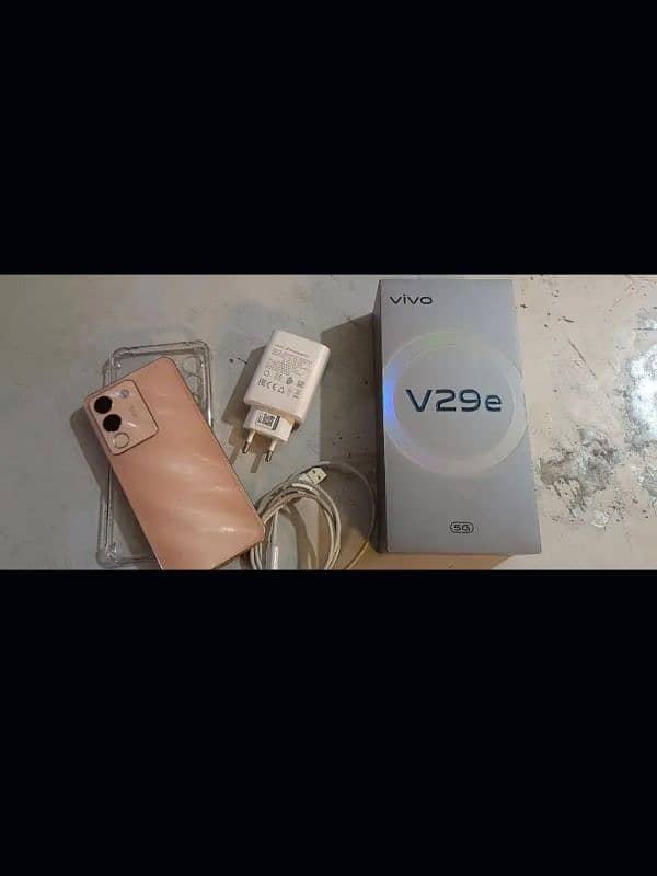 vivo v29 e 8 / 256 gb with box 1