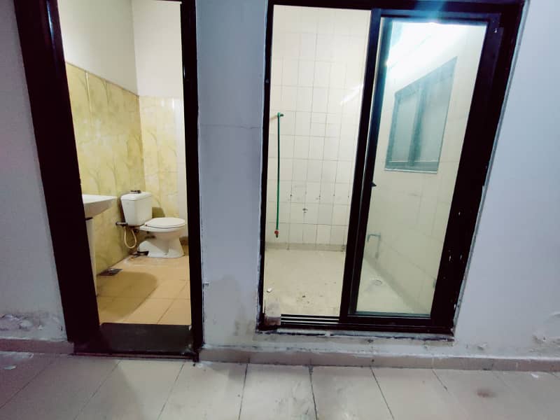 6 Marla 1st Floor Near Main Road For Rent In DHA Phase 1 block M DHA Lahore 22
