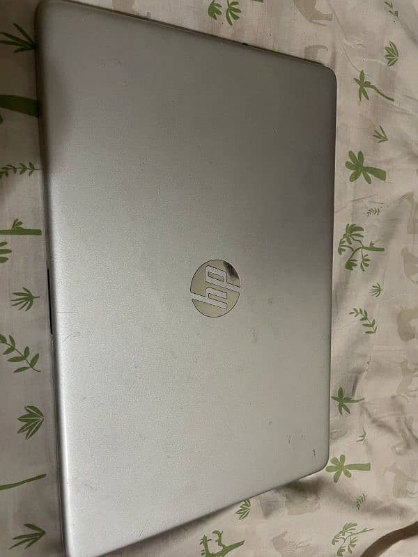 HP 15-DY1043DX Core i5 10th Gen 12/256GB Touch 0