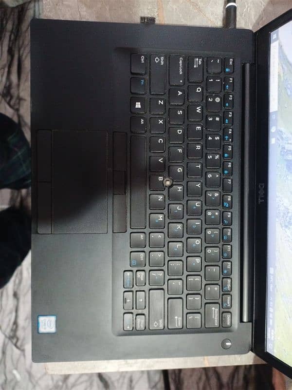 Dell Latitude 7490 Core  i5, 8GB RAM 256GB SSD 2