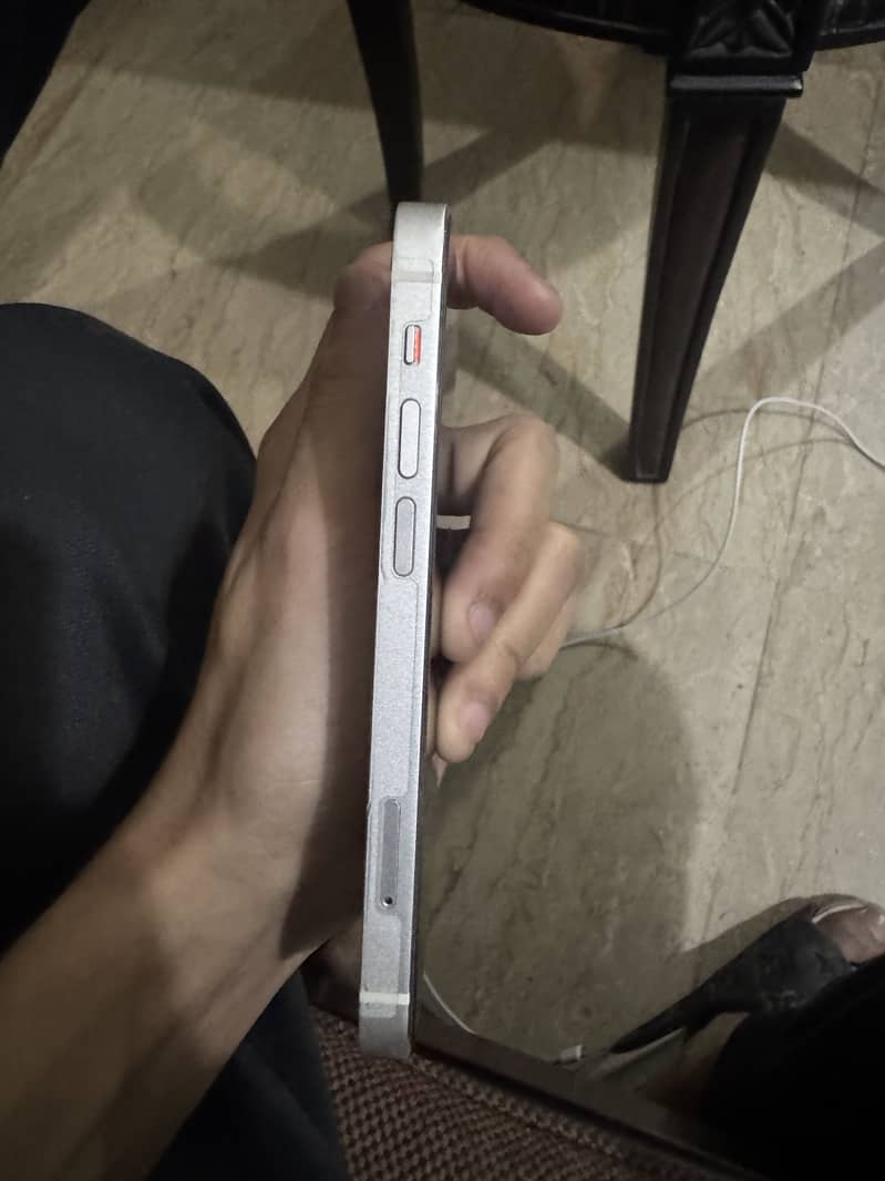 Iphone 12 mini 64 gb 1