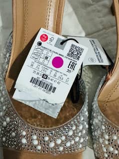Zara orignal heels came from Uk