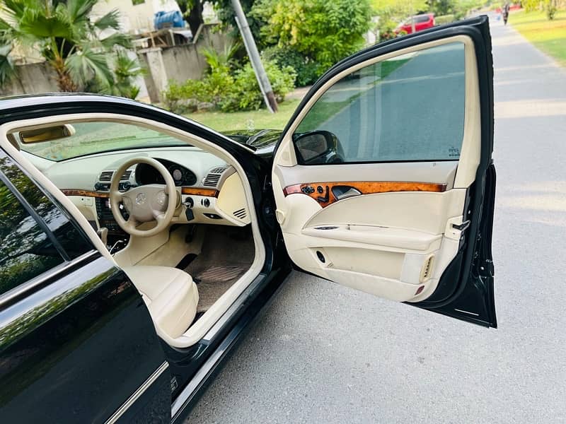 Mercedes E Class 2005 11