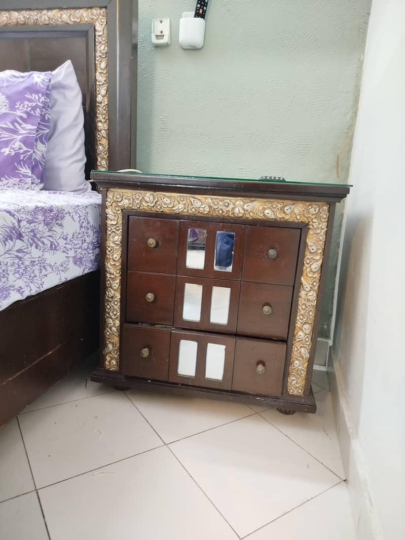 Complete Bed Set With Mattress   |  Almost New  |  Excellent Condition 4