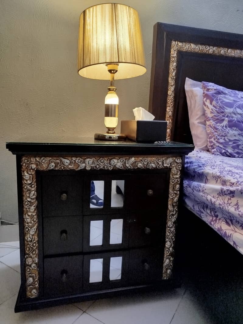 Complete Bed Set With Mattress   |  Almost New  |  Excellent Condition 5