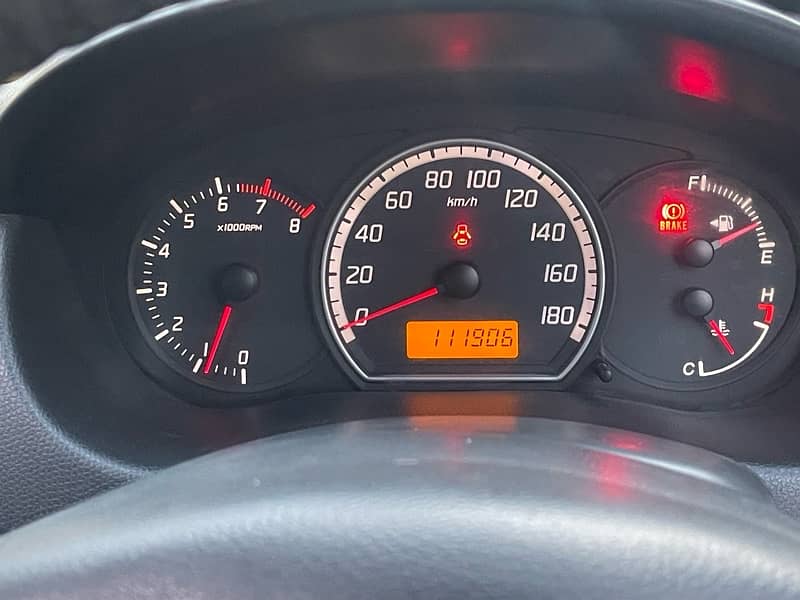 Suzuki Swift 2014 8