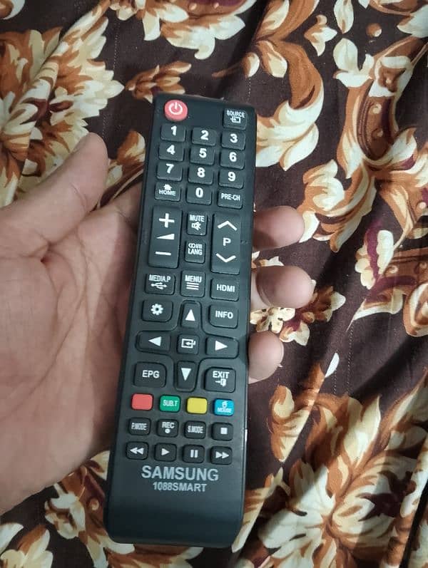 Samsung LED 32 inch Android lush Condition 3