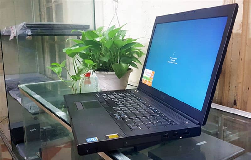 Dell precision M6800 4GB Nvidia Quadro K3100M 4