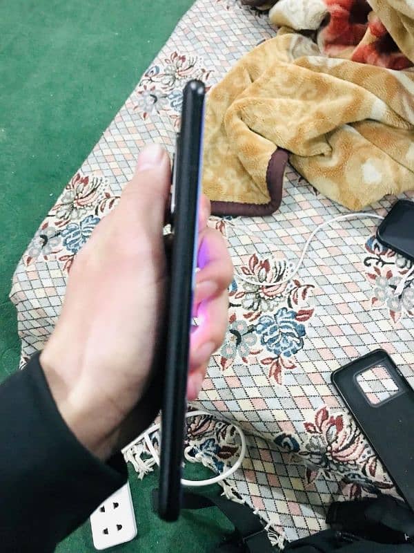 OnePlus 10 pro 5g non PTA Sim working Mai ha pin dot patha nhi chaltay 1