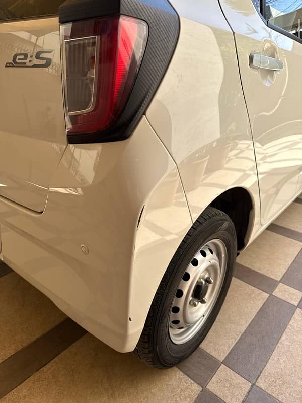 Daihatsu Mira 2024 16