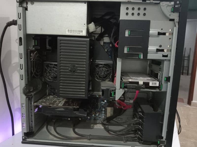 HP Z440 Workstation 1