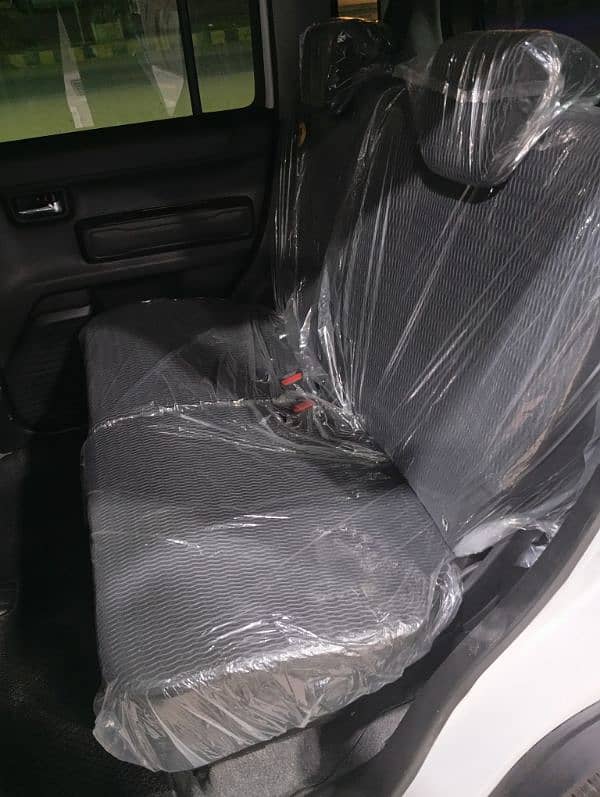 Suzuki Hustler hybrid J style 2023 model fresh import 2025 18